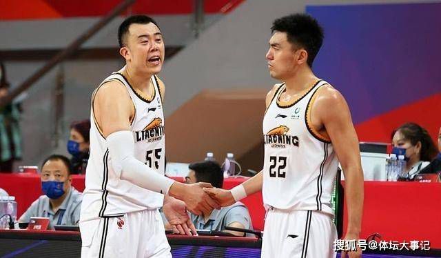 年轻女仆